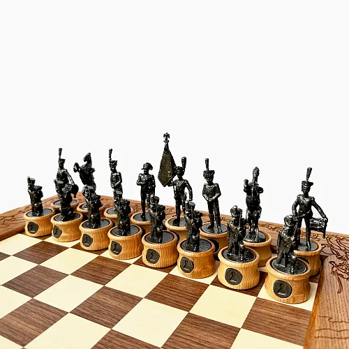 Шахматы из мореного дуба "Бородинское сражение"