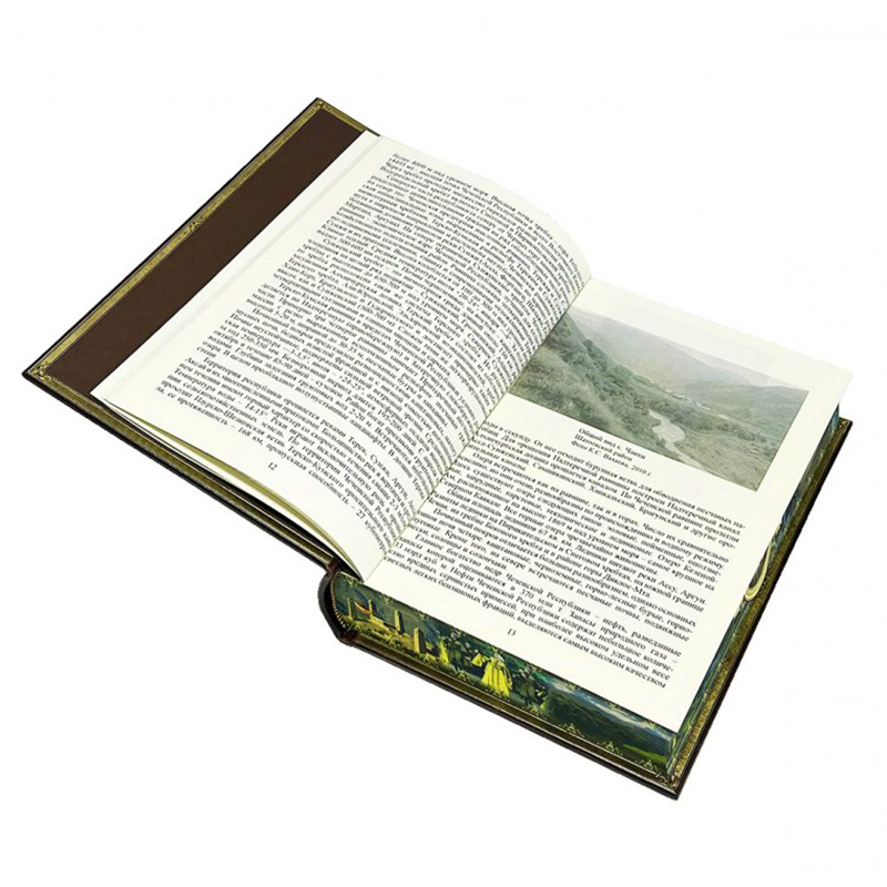 Подарочная книга Чеченцы.(с плакеткой сердце Чечни)