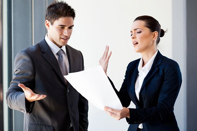 Что подарить начальнику на 23 февраля