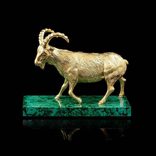 Статуэтка "Золотой козерог"