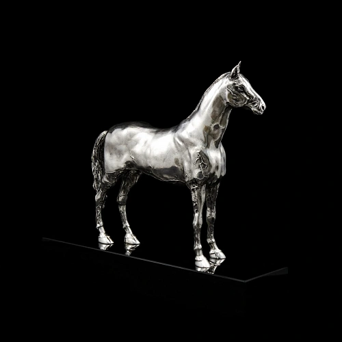 Статуэтка из серебра "Лошадь"