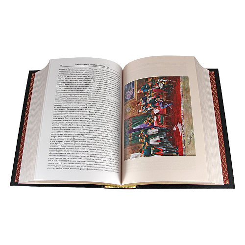 Книга в кожаном переплете «Война и мир» Л. Н. Толстой