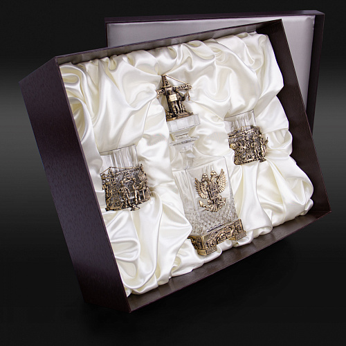 Набор для алкоголя из 2-ух бокалов и штофа "Строители"