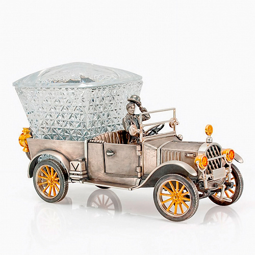Серебряная орешница «Автомобиль»