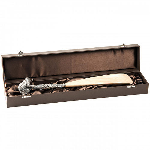 Серебряный рожок для обуви "Утиная охота"