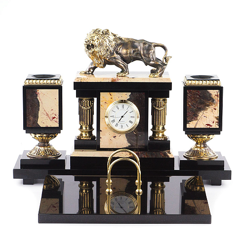 Письменный  набор из яшмы "Лев" 