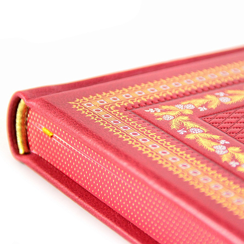 Подарочный набор "Книга Новогодние рассказы и 4 новогодние игрушки"