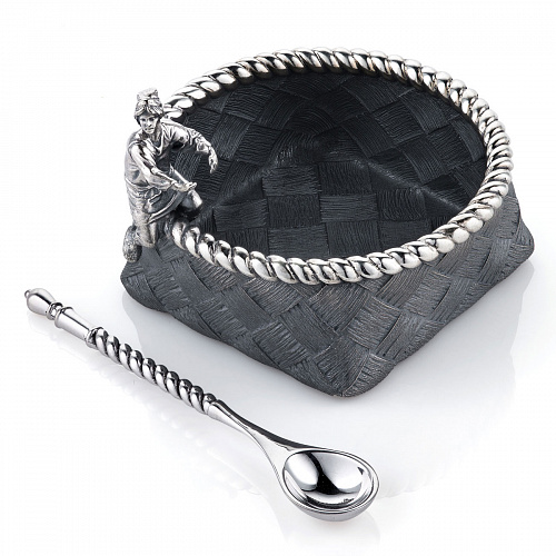 Серебряная солонка "Мужичек-с-ноготок"