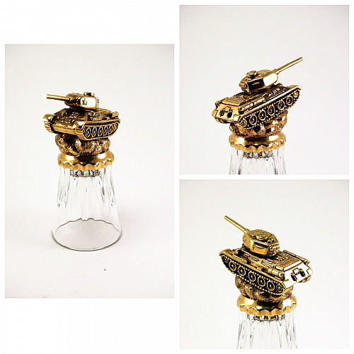 Набор из 3-х рюмок перевертышей "Танк  Т-34"