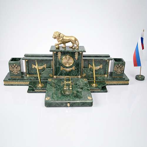 Настольный набор из мрамора "Лев"