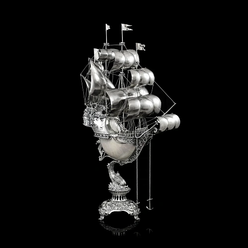 Эксклюзивный корабль из серебра