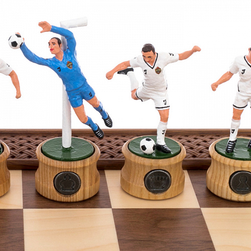 Подарочные шахматы из дуба "Футбол, ЦСКА"