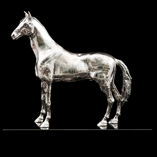 Статуэтка из серебра "Лошадь"