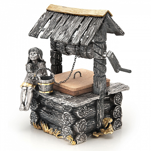 Серебряная солонка "Колодец удачи"