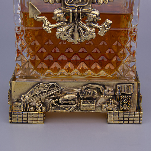 Набор для алкоголя из 2-ух бокалов и штофа "Строители"