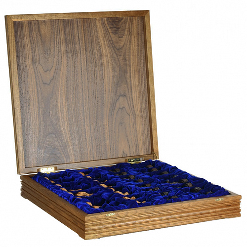 Шахматы резные из дуба "Народы Севера" 