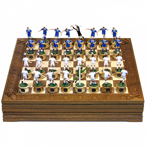 Подарочные шахматы из дуба "Футбол - Зенит"