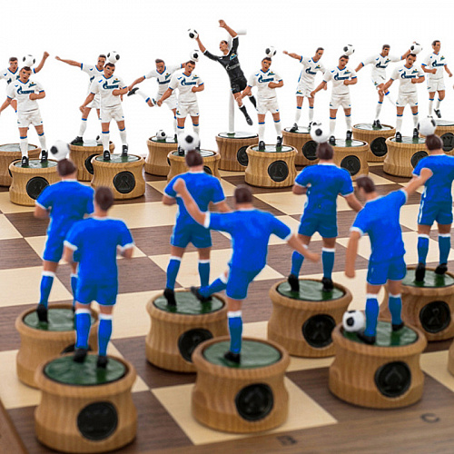 Подарочные шахматы из дуба "Футбол - Зенит"