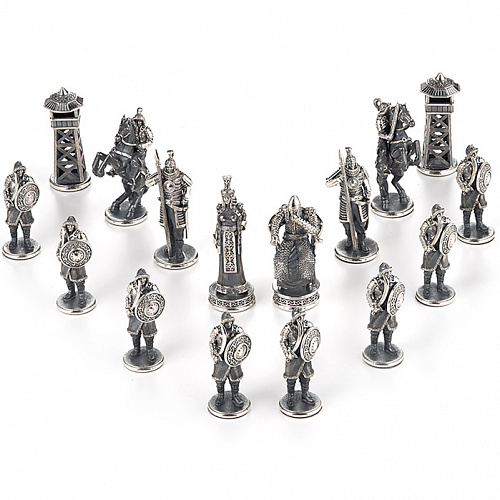 Набор серебряных шахматных фигур "Монголо-татары"