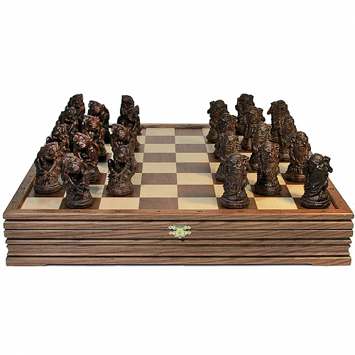 Шашки резные на дубовой доске «Нечистая сила» 