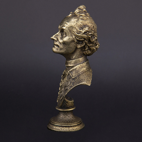 Бюст из бронзы "Суворов" 