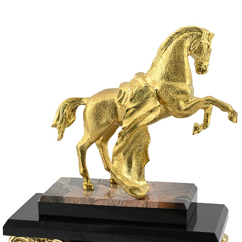 Настольные часы из яшмы "Конь"