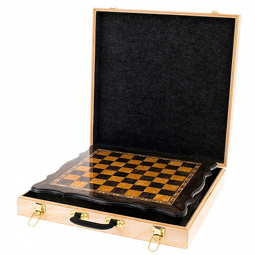 Шахматы из мореной карельской березы "Королевство"