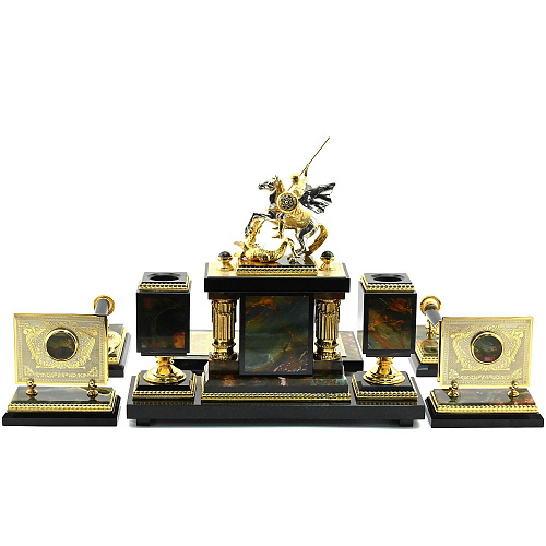 Настольный письменный набор из яшмы "Георгий победоносец" Златоуст