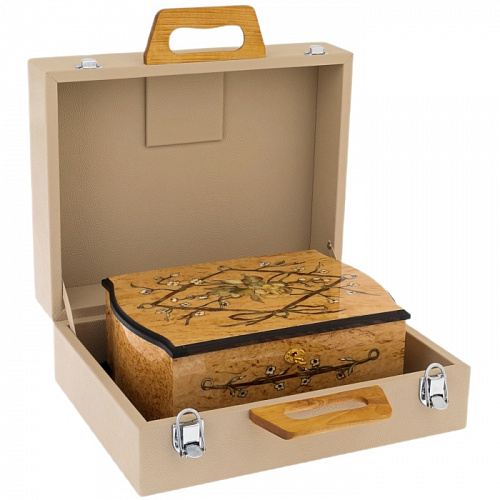 Шкатулка из карельской березы и янтаря "Дамская" 