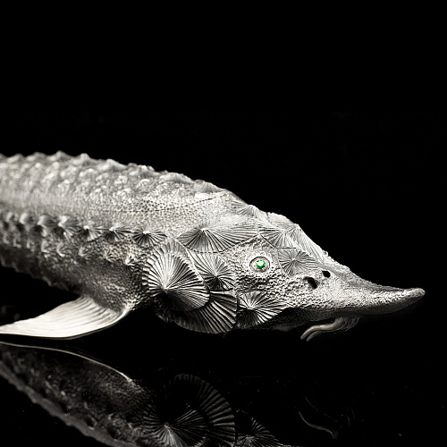 Икорница из серебра "Осетр" 