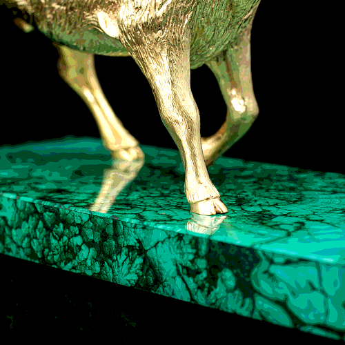 Статуэтка "Золотой козерог"